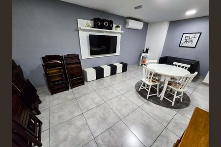 Apartamento à venda com 50m², 2 quartos e 1 vaga Apartamento à venda com 50m², 2 quartos e 1 vagaÁrea comum