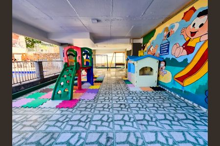 Apartamento à venda com 50m², 2 quartos e 1 vaga Apartamento à venda com 50m², 2 quartos e 1 vagaÁrea comum - Playground