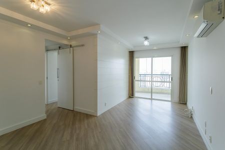 Sala de apartamento à venda com 2 quartos, 70m² em Indianópolis, São Paulo