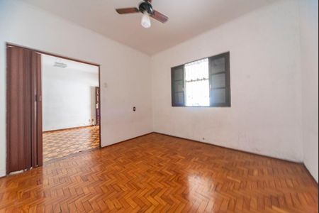 Casa para alugar com 180m², 3 quartos e 1 vaga Casa para alugar com 180m², 3 quartos e 1 vagaQuarto 1