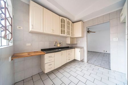 Casa para alugar com 180m², 3 quartos e 1 vaga Casa para alugar com 180m², 3 quartos e 1 vagaCozinha