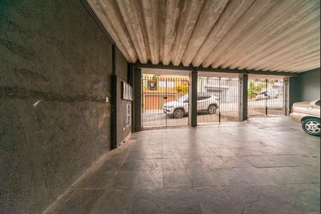 Casa para alugar com 180m², 3 quartos e 1 vaga Casa para alugar com 180m², 3 quartos e 1 vagaGaragem