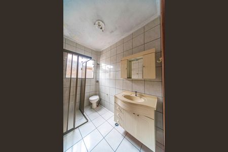 Casa para alugar com 180m², 3 quartos e 1 vaga Casa para alugar com 180m², 3 quartos e 1 vagaBanheiro Social
