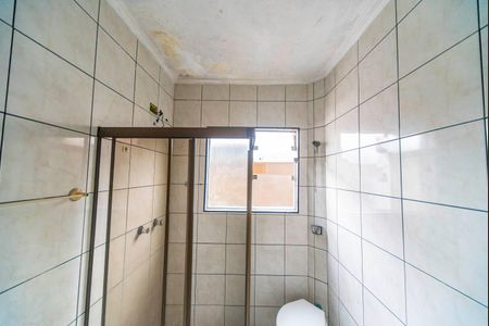 Banheiro Social de casa para alugar com 3 quartos, 180m² em Vila Santo Alberto, Santo André