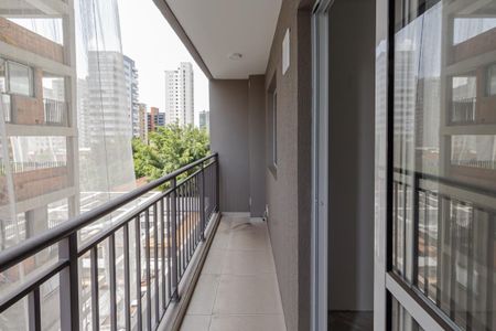 Studio à venda com 30m², 1 quarto e sem vaga Studio à venda com 30m², 1 quarto e sem vagaSacada Studio