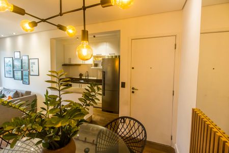 Apartamento para alugar com 68m², 2 quartos e 1 vagaSala