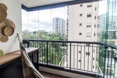 Apartamento para alugar com 68m², 2 quartos e 1 vagaVaranda