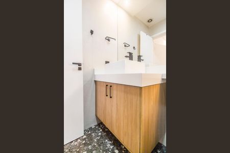 Apartamento para alugar com 68m², 2 quartos e 1 vagaBanheiro da Suíte