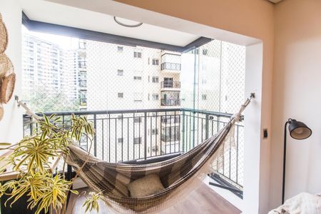 Varanda de apartamento para alugar com 2 quartos, 68m² em Jardim Tupanci, Barueri