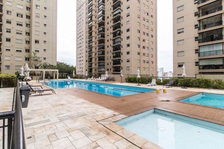 Apartamento para alugar com 68m², 2 quartos e 1 vagaPiscina