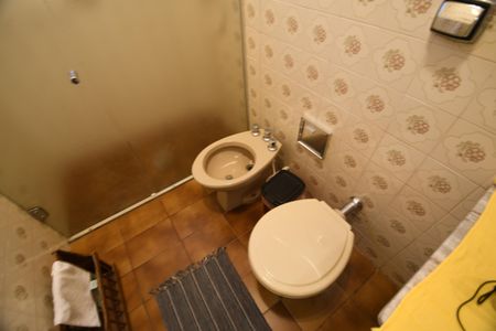 Casa à venda com 290m², 5 quartos e 4 vagasBanheiro