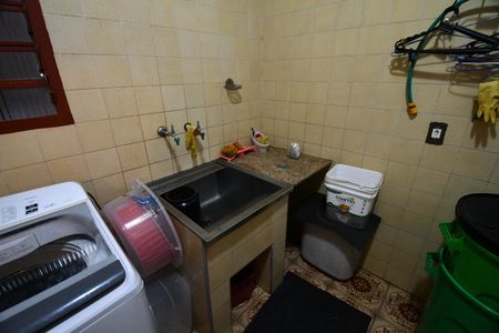 Casa à venda com 290m², 5 quartos e 4 vagasÁrea de Serviço