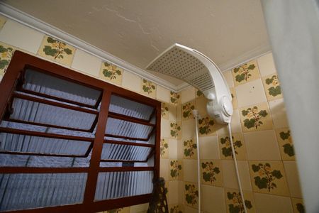 Casa à venda com 290m², 5 quartos e 4 vagasCasa 2 - Banheiro