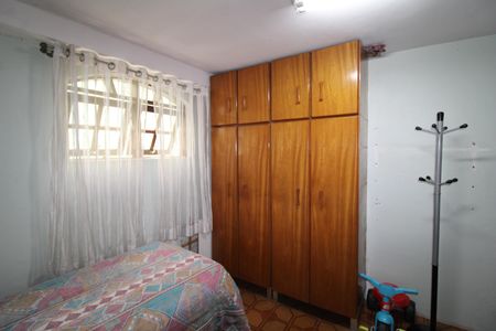 Casa à venda com 174m², 4 quartos e 2 vagasQuarto 3