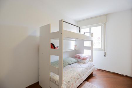 Apartamento à venda com 125m², 3 quartos e 2 vagas Apartamento à venda com 125m², 3 quartos e 2 vagasQuarto 1