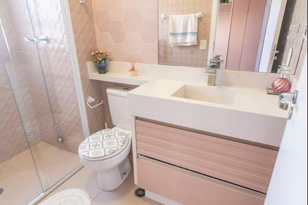 Apartamento à venda com 103m², 3 quartos e 2 vagasBanheiro do Quarto 1