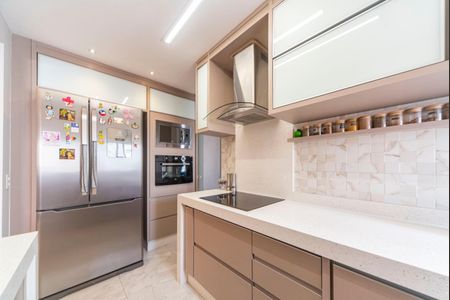 Apartamento à venda com 103m², 3 quartos e 2 vagasCozinha 