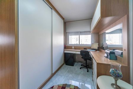 Apartamento à venda com 103m², 3 quartos e 2 vagasQuarto 3