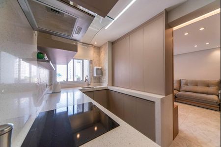 Apartamento à venda com 103m², 3 quartos e 2 vagasCozinha 