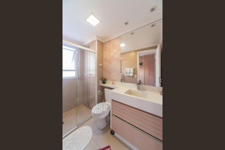 Apartamento à venda com 103m², 3 quartos e 2 vagasBanheiro do Quarto 1