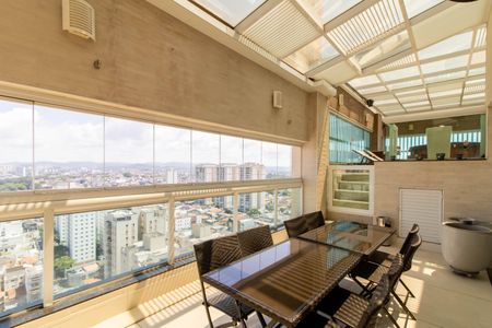 Apartamento à venda com 328m², 2 quartos e 5 vagas Apartamento à venda com 328m², 2 quartos e 5 vagasCobertura