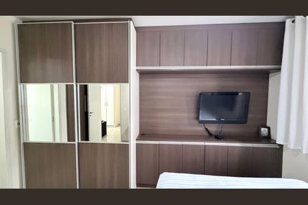 Apartamento à venda com 98m², 3 quartos e 2 vagas Apartamento à venda com 98m², 3 quartos e 2 vagasSuíte