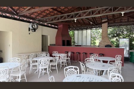 Apartamento à venda com 98m², 3 quartos e 2 vagas Apartamento à venda com 98m², 3 quartos e 2 vagasÁrea comum - Churrasqueira