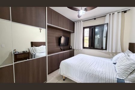 Apartamento à venda com 98m², 3 quartos e 2 vagas Apartamento à venda com 98m², 3 quartos e 2 vagasSuíte