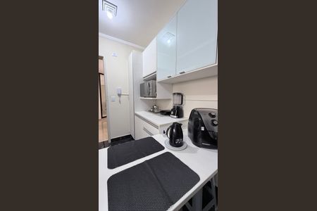Apartamento à venda com 98m², 3 quartos e 2 vagas Apartamento à venda com 98m², 3 quartos e 2 vagasCozinha