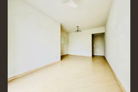 Apartamento à venda com 2 quartos, 66m² em Jardim Alvorada, São Paulo