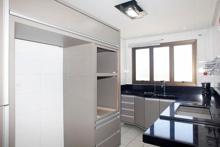 Apartamento à venda com 77m², 2 quartos e 2 vagasCozinha