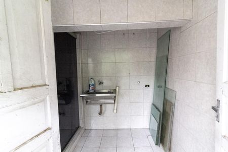 Casa à venda com 249m², 4 quartos e 6 vagas Casa à venda com 249m², 4 quartos e 6 vagasSalão de festas - Banheiro