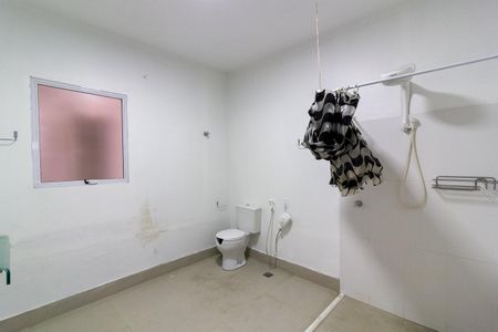 Casa à venda com 249m², 4 quartos e 6 vagas Casa à venda com 249m², 4 quartos e 6 vagasBanheiro da Suíte 1