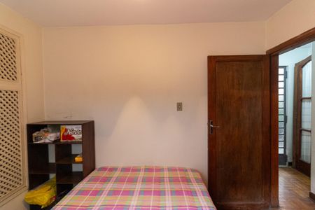 Casa à venda com 249m², 4 quartos e 6 vagas Casa à venda com 249m², 4 quartos e 6 vagasSuíte 2