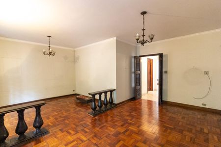 Sala de estar de casa à venda com 4 quartos, 249m² em Jardim Hipico, São Paulo