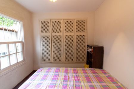 Casa à venda com 249m², 4 quartos e 6 vagas Casa à venda com 249m², 4 quartos e 6 vagasSuíte 2