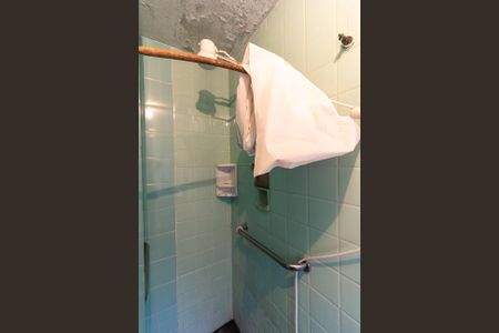 Casa à venda com 249m², 4 quartos e 6 vagas Casa à venda com 249m², 4 quartos e 6 vagasBanheiro da Suíte 2