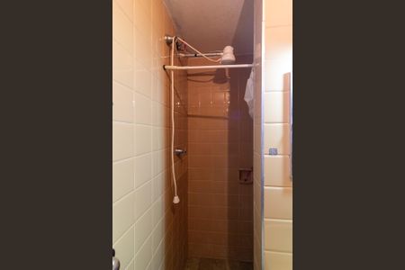 Casa à venda com 249m², 4 quartos e 6 vagas Casa à venda com 249m², 4 quartos e 6 vagasBanheiro Social