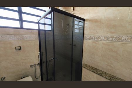 Casa à venda com 237m², 3 quartos e 6 vagasBanheiro da Suíte