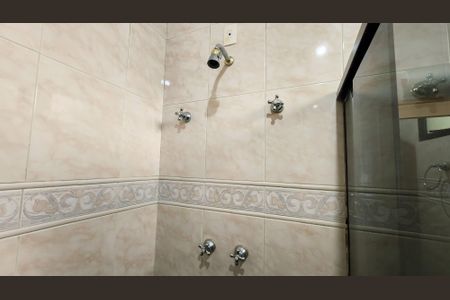 Casa à venda com 237m², 3 quartos e 6 vagasBanheiro 2