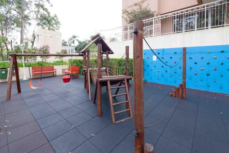 Apartamento à venda com 105m², 3 quartos e 2 vagasÁrea comum - Playground