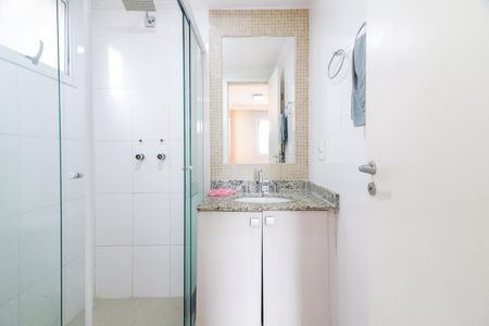 Apartamento à venda com 105m², 3 quartos e 2 vagasBanheiro da Suite 2