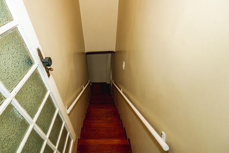 Casa à venda com 300m², 4 quartos e sem vagaEscada