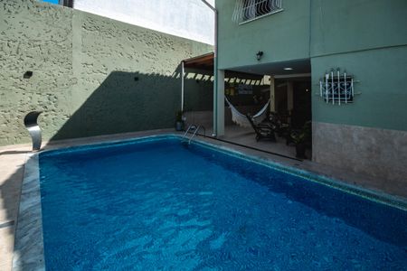 Casa à venda com 300m², 4 quartos e sem vagaÁrea Externa