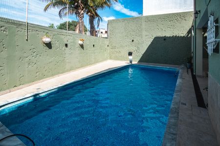 Casa à venda com 300m², 4 quartos e sem vagaÁrea Externa