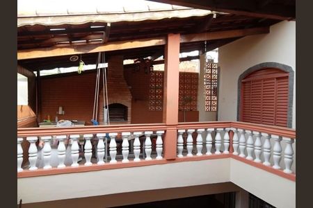 Casa à venda com 3 quartos, 210m² em Vila Constança, São Paulo