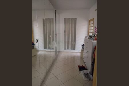 Casa à venda com 3 quartos, 210m² em Vila Constança, São Paulo