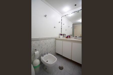 Apartamento à venda com 108m², 3 quartos e 1 vagaBanheiro