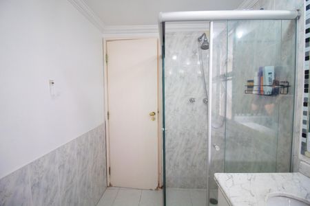 Apartamento à venda com 108m², 3 quartos e 1 vagaBanheiro da Suíte