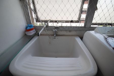 Apartamento à venda com 108m², 3 quartos e 1 vagaÁrea de Serviço